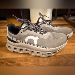 On Cloudmonster running shoe in the Cinder/Fog colorway WOMANS Shoes cloud Sz 7